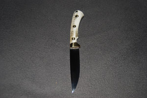 Lovački nož, ručni rad, unikat