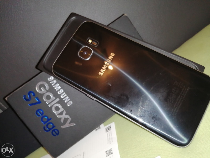 Samsung Galaxy S7 edge - puko displej