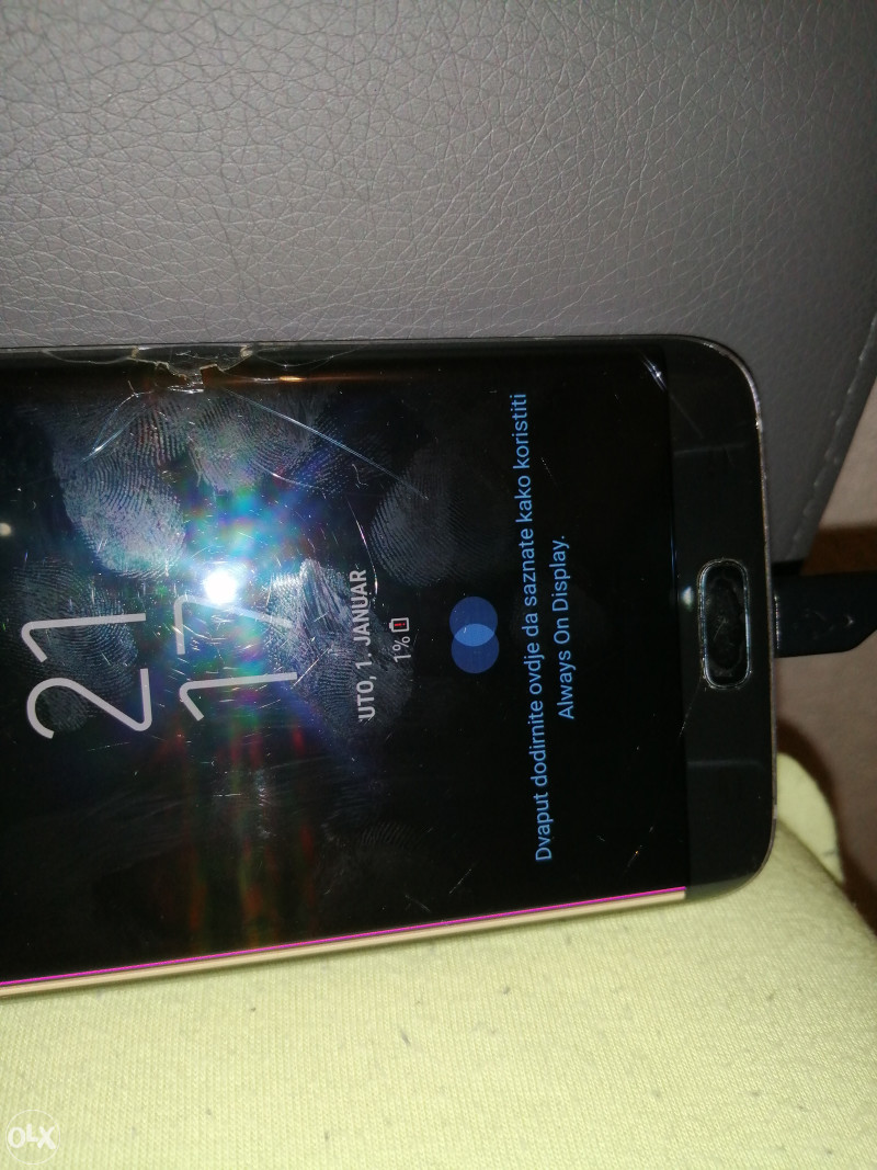 Samsung Galaxy S7 edge - puko displej