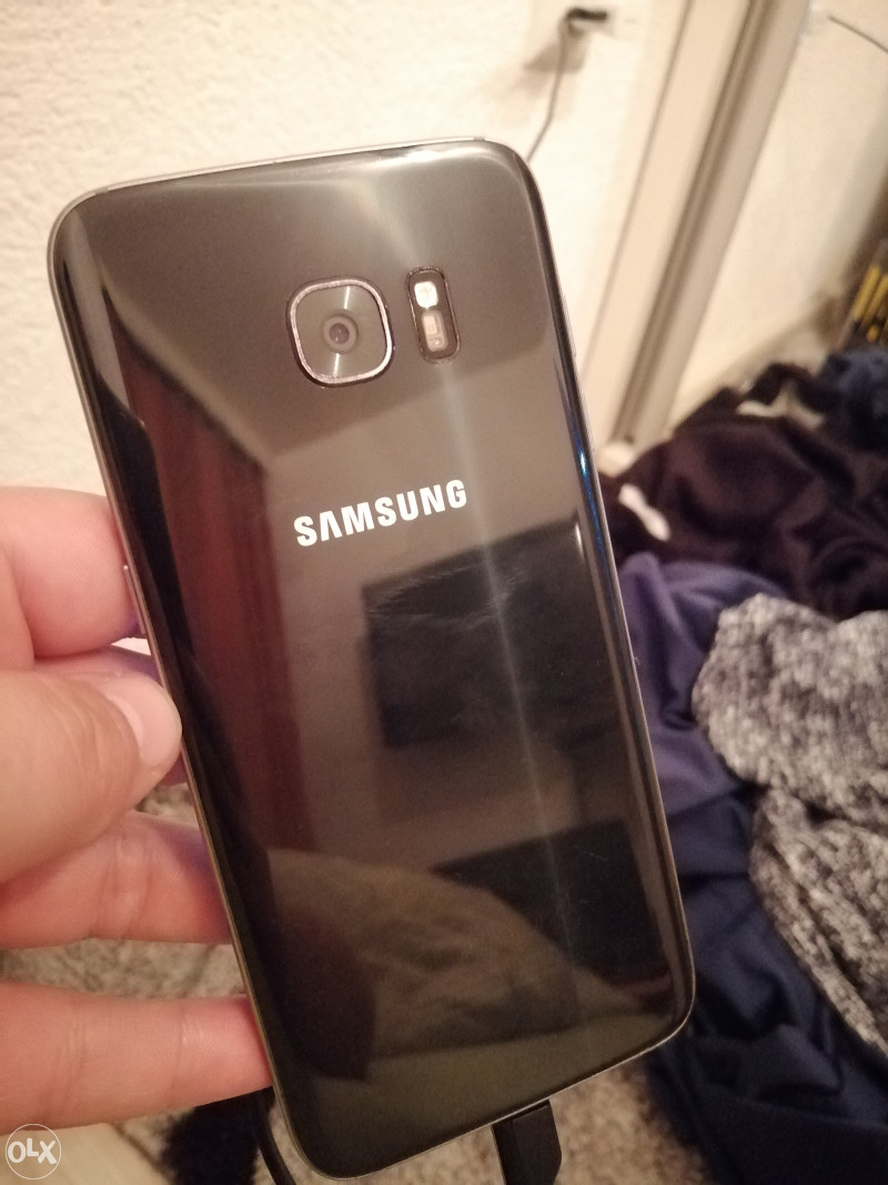 Samsung Galaxy S7 edge - puko displej