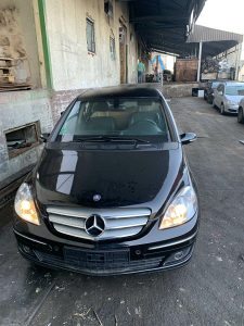 Mercedes B klasa 2.0 CDI automatik dijelovi