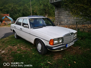 Mercedes W123