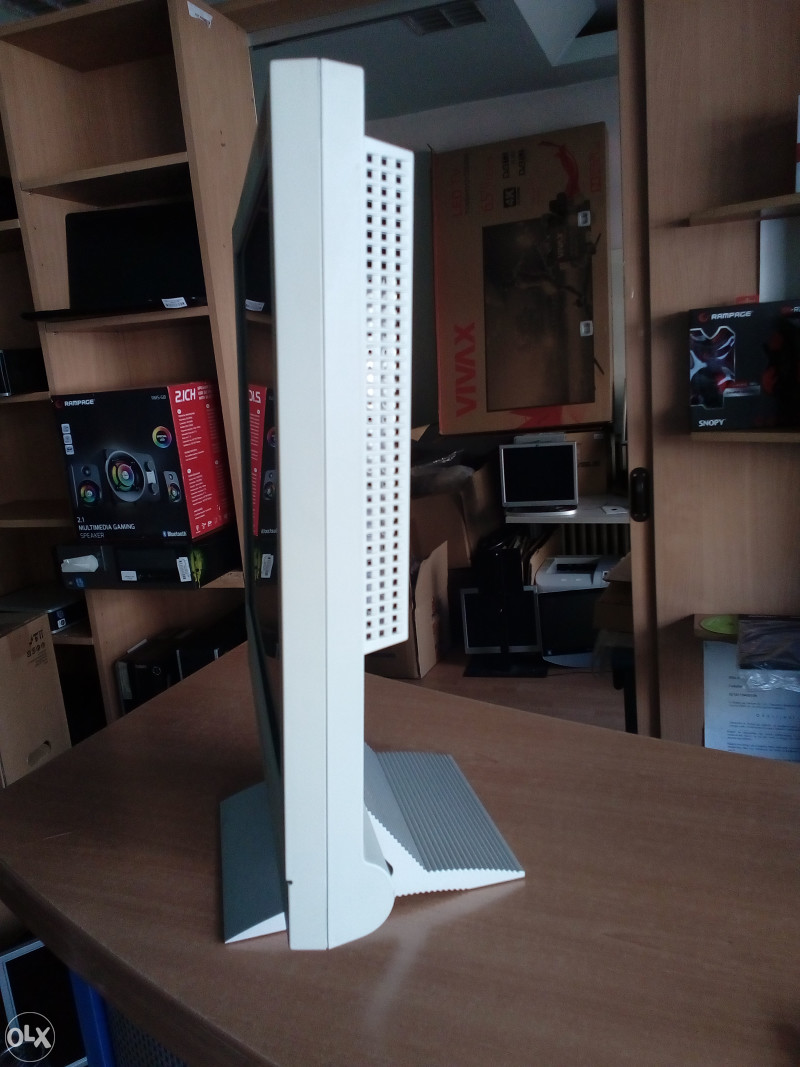 MONITOR  EIZO FLEXSCAN L565 17" BIJELI