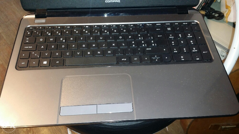 Laptop Compaq AR5B125