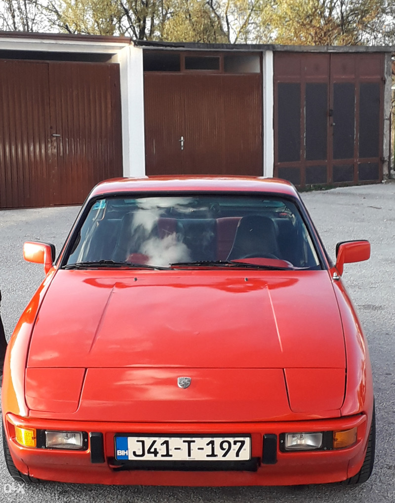 Porsche 924