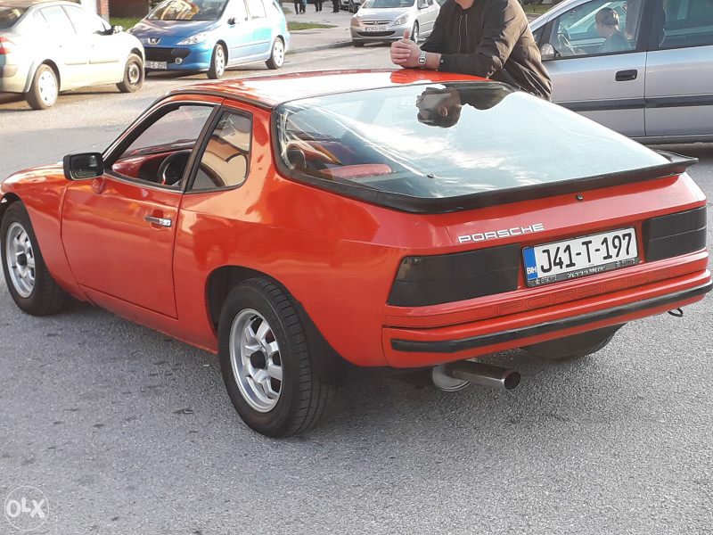 Porsche 924