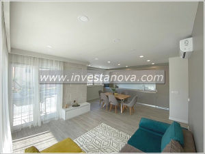 Dvosoban stan u centru 67,58m2 i velikom terasom 107m2