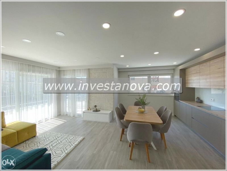 Dvosoban stan u centru 67,58m2 i velikom terasom 107m2