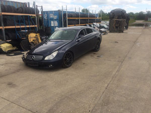 Mercedes cls 320  w219 2007 DIJELOVI