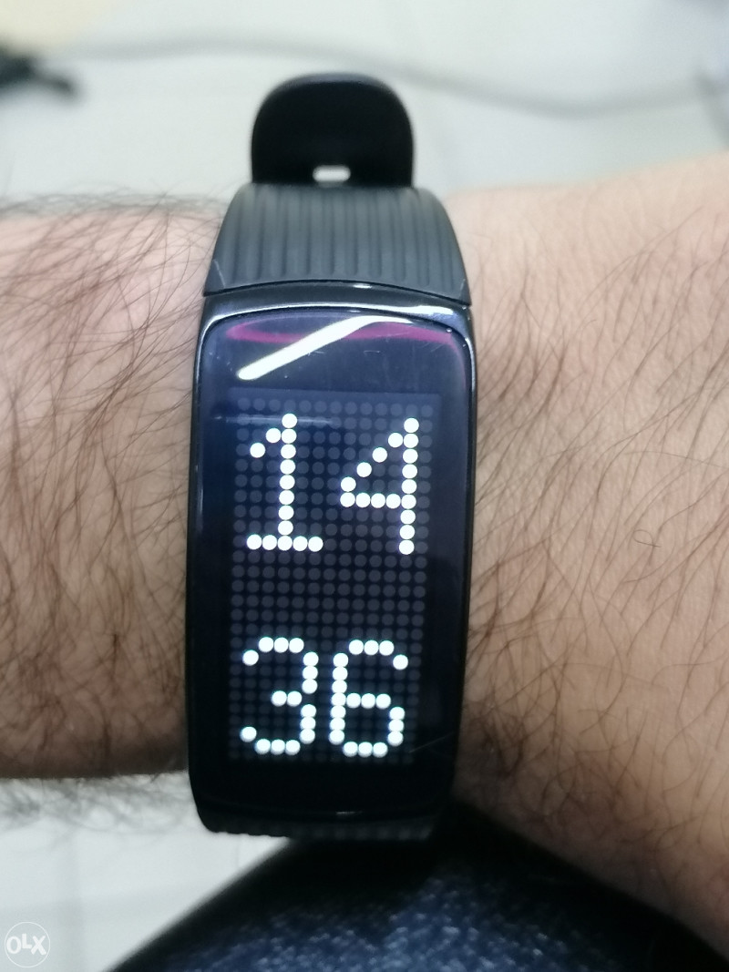 Samsung gear clearance fit 2 olx