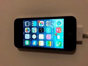 iPhone 4, više komada na stanju