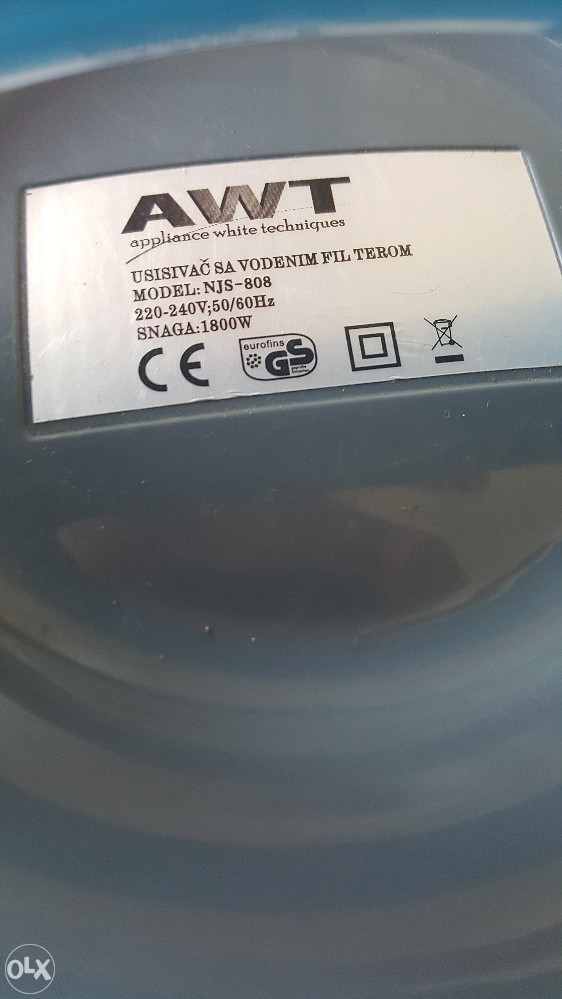 Usisivac AWT sa vodenim filterom 1800w