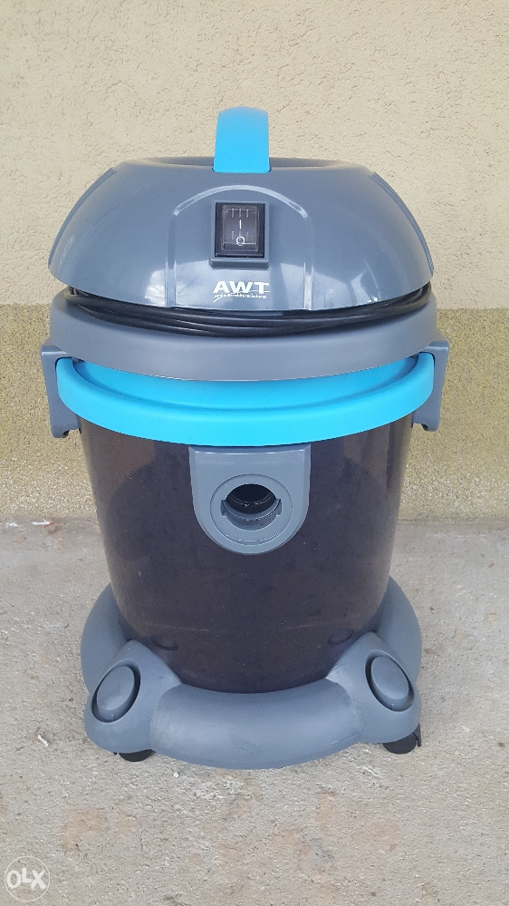 Usisivac AWT sa vodenim filterom 1800w