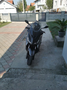 Yamaha xmax 400