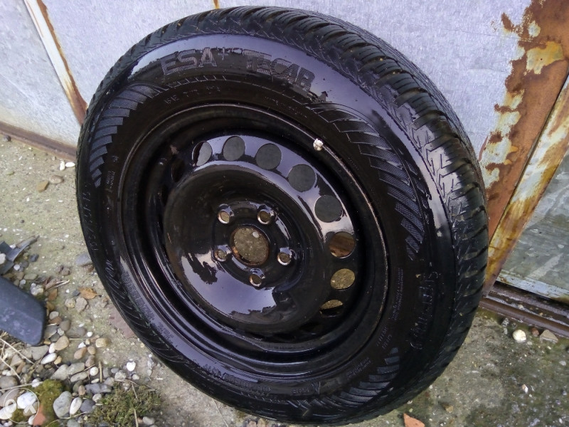 Čelične felge 15 i zimske gume vw golf 5, 5plus, pasat