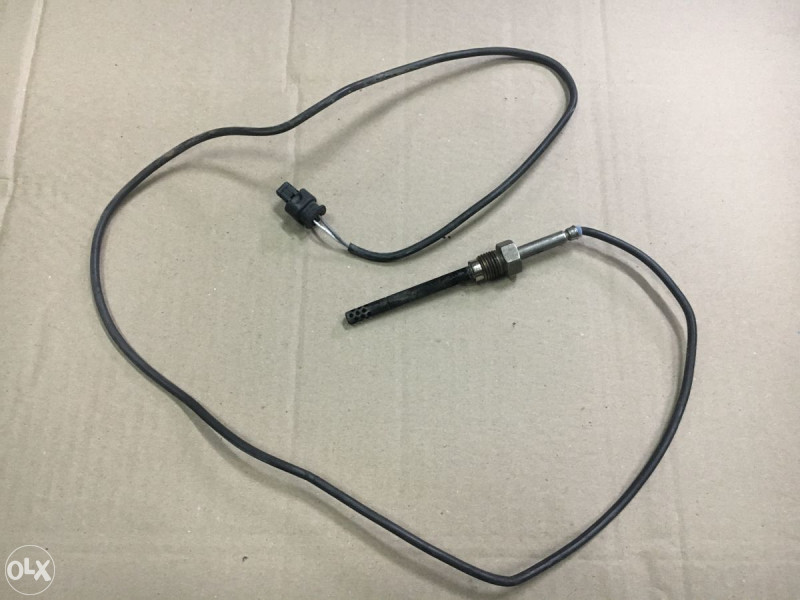 SENZOR TEMPERATURE IZDUVA DPF A0051531028 MERCEDES