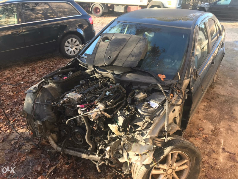 Mercedes C klasa 220 w203 havarisan udaren dijelovi