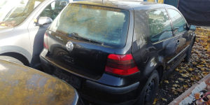 Volkswagen Golf 4 1.6 benzin dijelovi