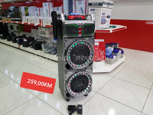 KREATIVAN I MODERAN KARAOKE ZVUČNIK SNAGA 700W