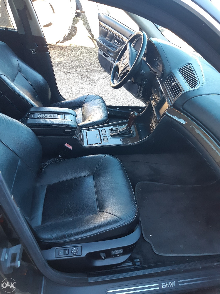 BMW E38 750 il v12