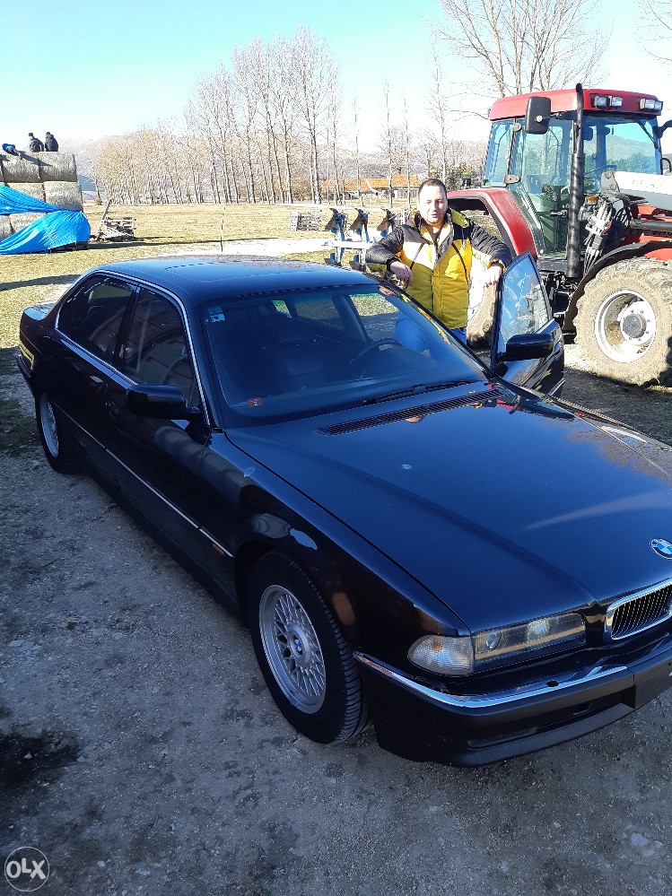 BMW E38 750 il v12
