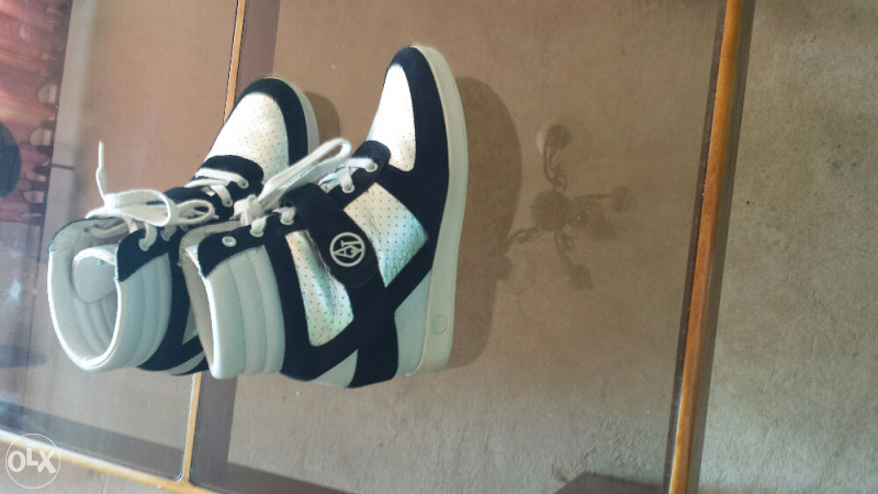 Armani jeans patike 39/40 kao nove! Tene/Patike za