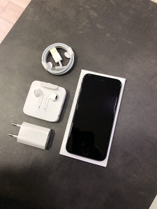 Iphone 8 64gb Space Gray Full kao novo GARANCIJA
