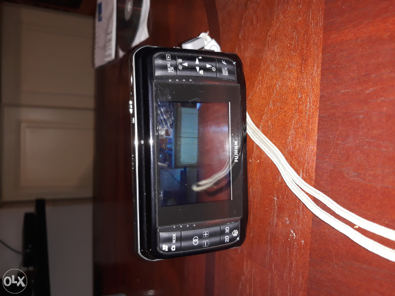 3D kamera-foto aparat FUjIFILML- FUJICU