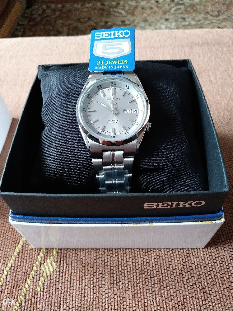 Seiko snk561j1 hot sale