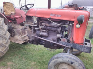 Traktor imt 558