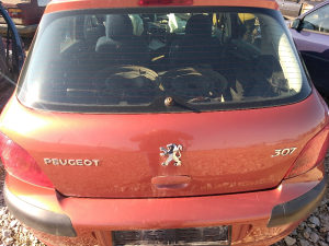 Zadnja hauba Peugeot 307