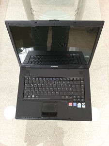 Laptop Samsung R60 plus