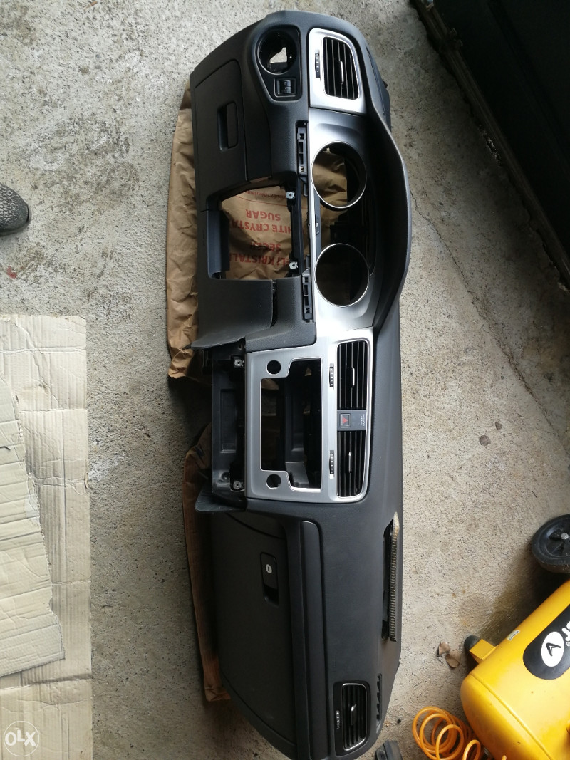 Tabla Golf 7 (Airbag, instrumental tabla) Instrument table OLX.ba