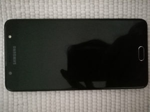 Samsung J7 max