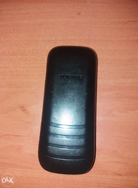 SAMSUNG YATELEY GU46 6GG  LADOWARKA