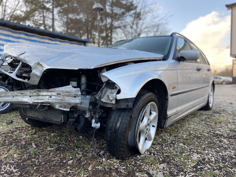 BMW E46 320d 320 dijelovi motor mjenjac ostali dijelovi