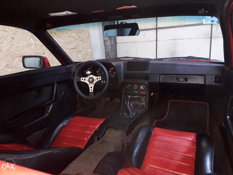 Porsche 924