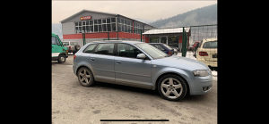 Audi a3 sportback vrata far branik