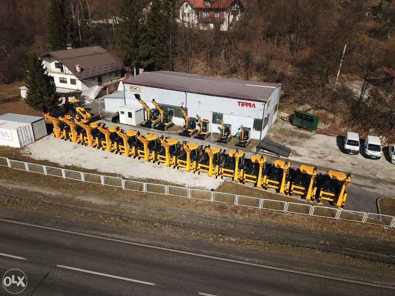 JCB mini bageri, bageri, utovarivači i kombinirke