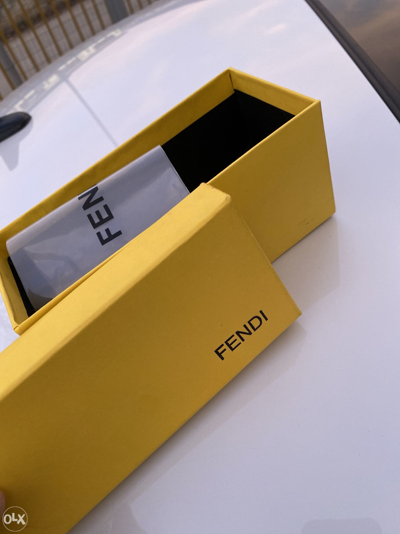 FENDI Naocale unisex muske zenske naocare - Sunčane 