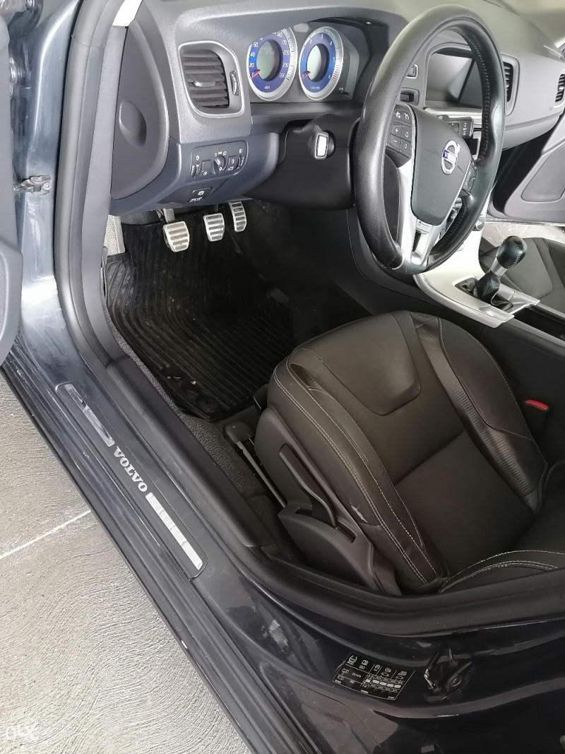 Volvo S60 R DESIGN