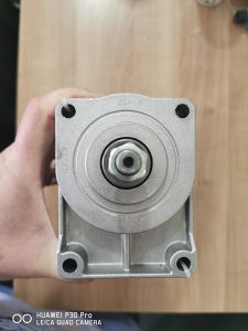 CAT pumpa hidraulike M318 M320