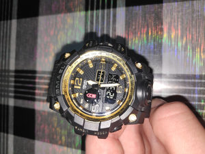 SMAEL sat G-SHOCK