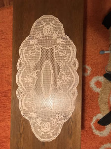 Ručno heklani rad 97x50cm krem boja