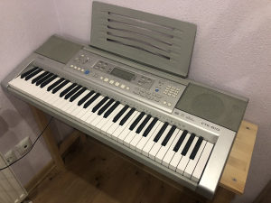 klavijatura CASIO