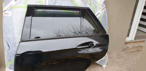 Mercedes w212 karavan staklo zadnji vrata orginal crna