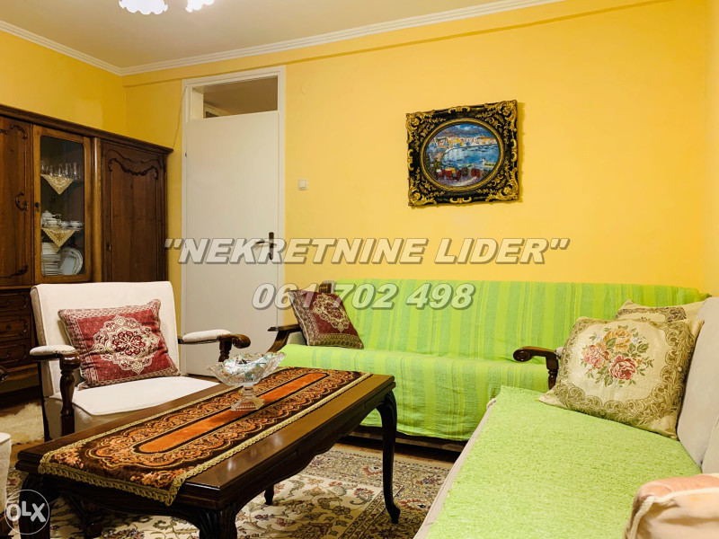 Lijep dvosoban stan 59m2 na mirnoj lokaciji
