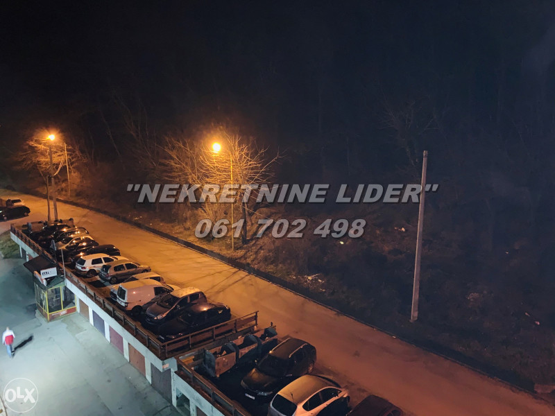 Lijep dvosoban stan 59m2 na mirnoj lokaciji
