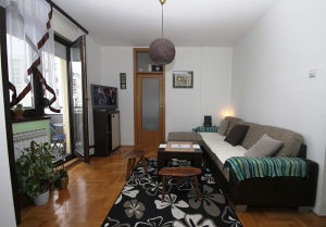Dvoiposoban stan 52m2 Banjaluka Aleja Centar