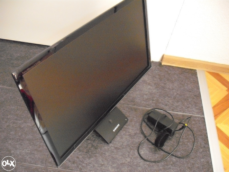 Monitor Samsung Central Station CA550 LED USB 3.0